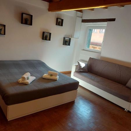 Appartamento Verona Centro Domm Luaran gambar