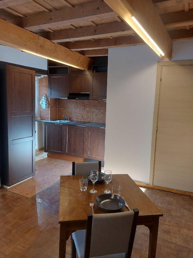 Appartamento Verona Centro Domm Luaran gambar